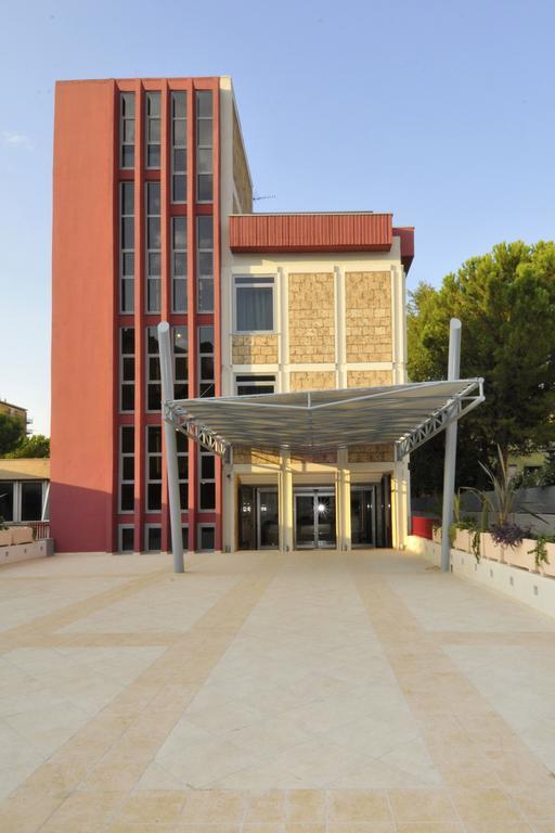 Residence Diamanterosso Terni Luaran gambar