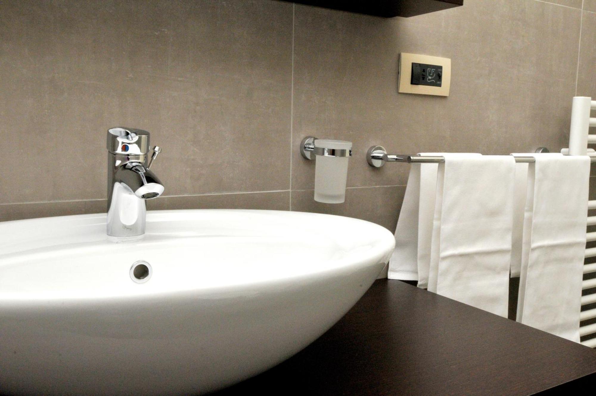 Residence Diamanterosso Terni Luaran gambar